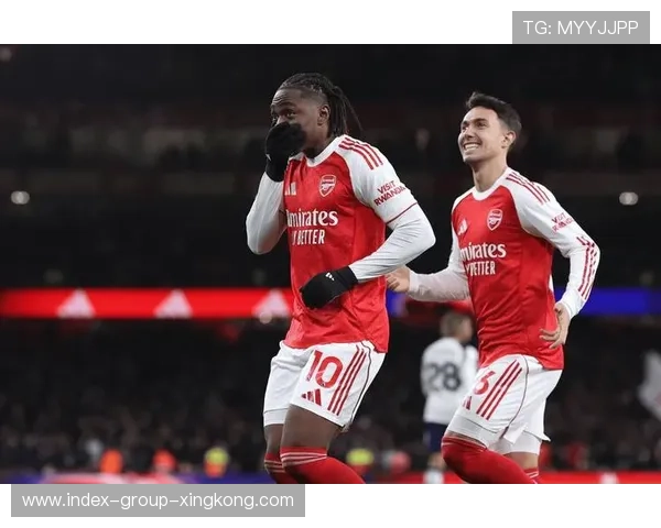 英超阿森纳前场联动频繁,攻势如潮——战术美学与商业启示 英超阿森纳前场联动频繁,攻势如潮——战术美学与商业启示